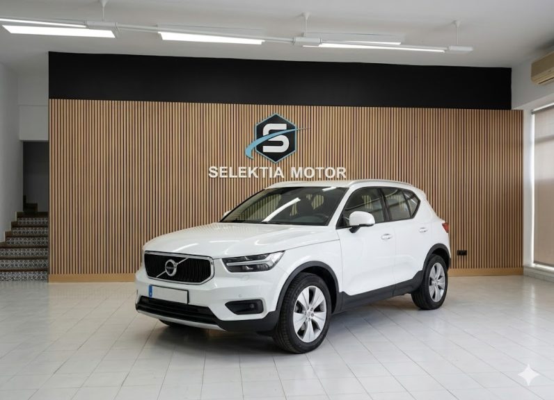 Volvo XC40 2021