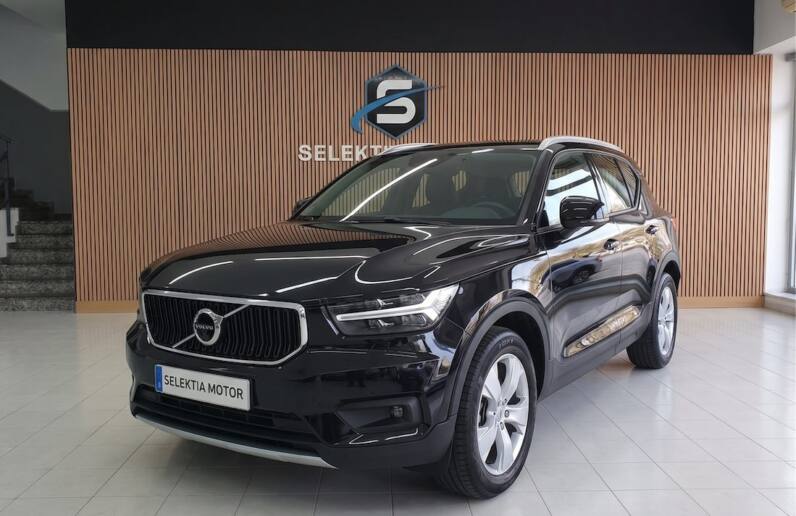 Volvo XC40 2022
